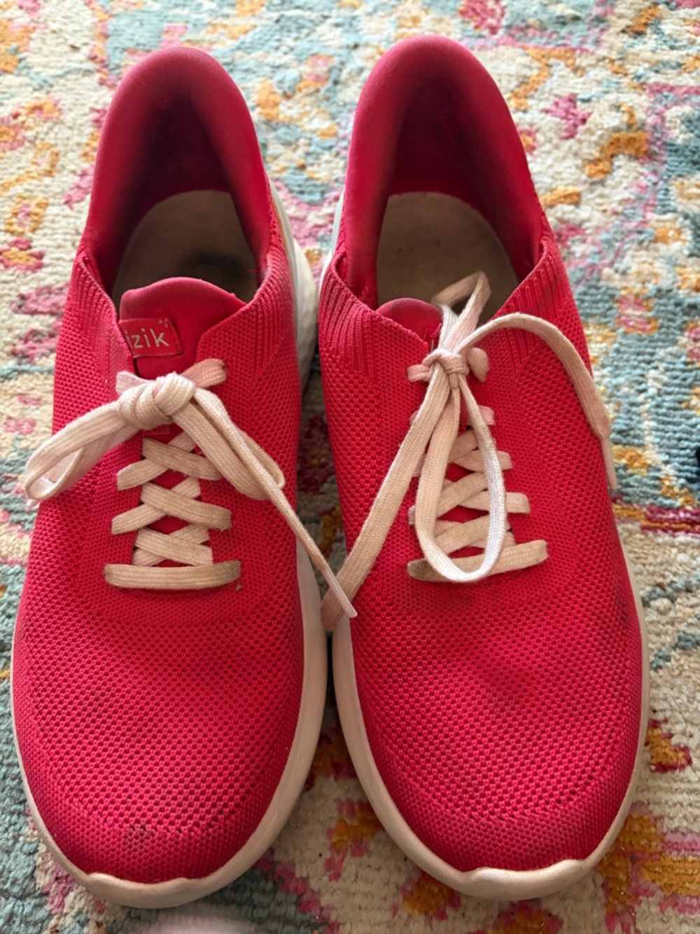 Kizik Athens unisex hands-free sneakers in vibrant red color